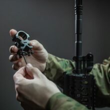 Montáž na hlaveň pre svietidlo ARMYTEK AWM-04 – čierna